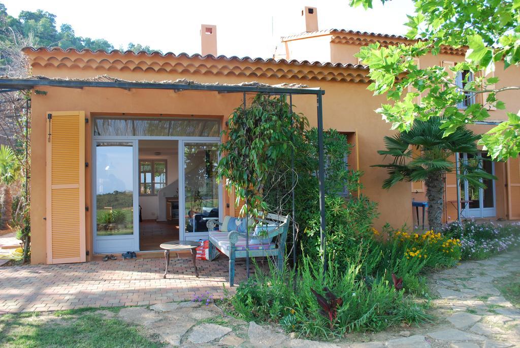 House With Garden And Sea View Βίλα La Londe-les-Maures Δωμάτιο φωτογραφία